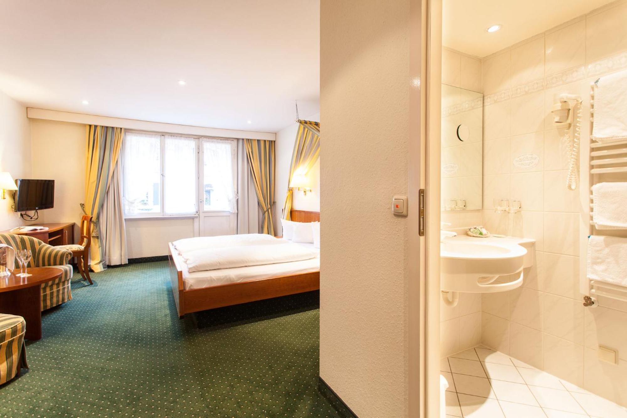 Romantik Hotel Zur Sonne Badenweiler Eksteriør bilde