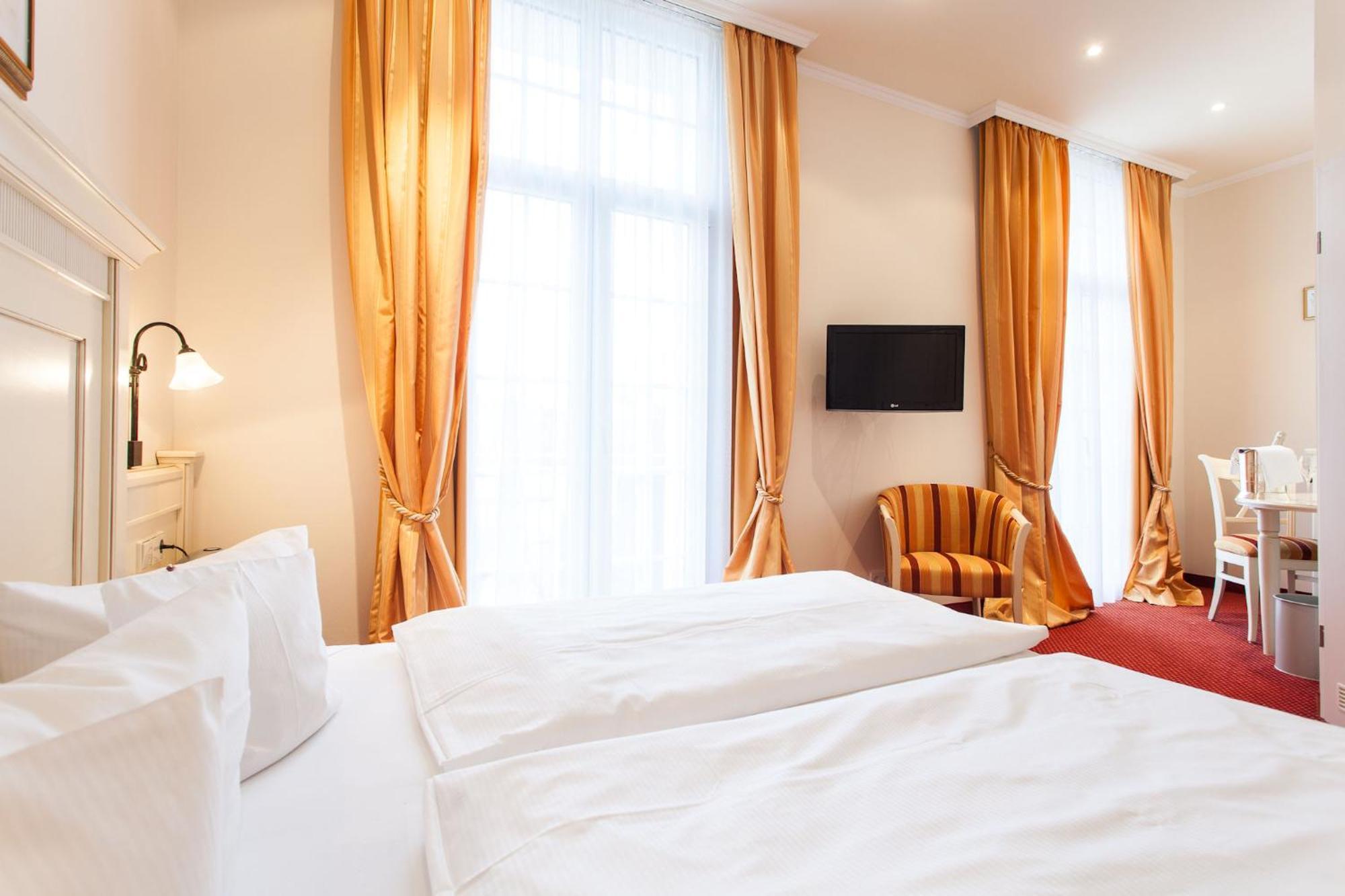 Romantik Hotel Zur Sonne Badenweiler Eksteriør bilde